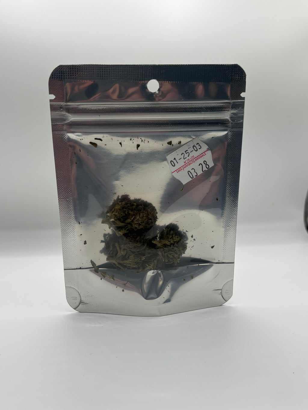 Sélection de fleurs CBD – Manucurées à la main – 1 g